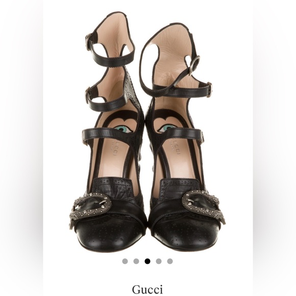 🔥Gucci Shoes 🔥 Special Edition - Picture 2 of 5